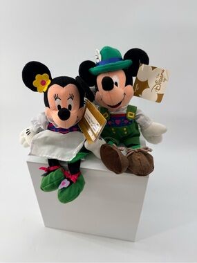 Disney Mickey & Minnie Plush Duo in Green Outfit